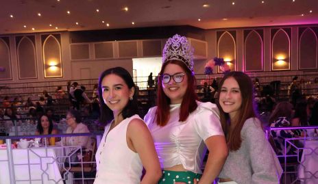  Noyola, Camila Medina y Fernanda Rocha.