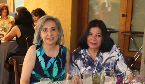  Martha Castro y Norma.
