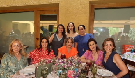  Claudia del Pozo, Claudia Álvarez, Martha López, Laura Bravo, Laura Álvarez, Laura Rodríguez, Rosy Vázquez y Ángeles Barba.