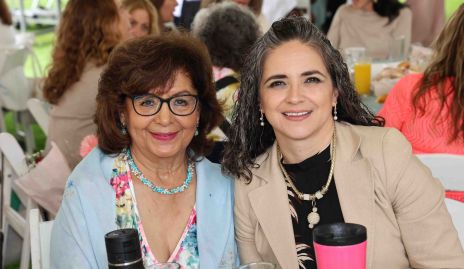  Coco Espinoza y Luz Elena Villalobos.