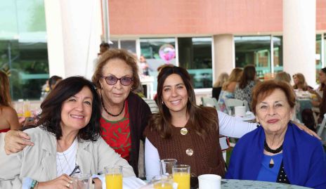 Isabel, Laura, Alis y Licha.