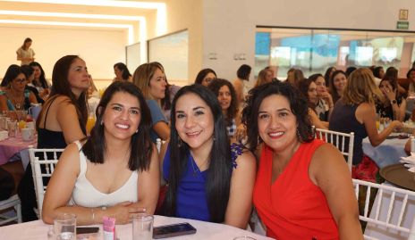  Claudia Parga, Carolina Mendoza y Nadia Leija.