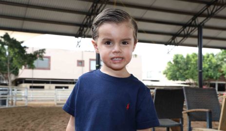  Nicolás.