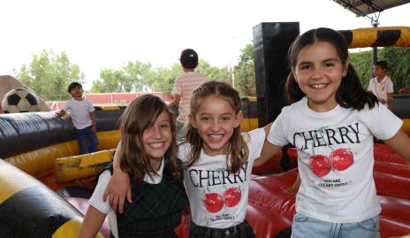  Bego, María Inés y Paula.
