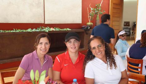  Adriana Jiménez, Silva Garza y Vivian Alatorre.
