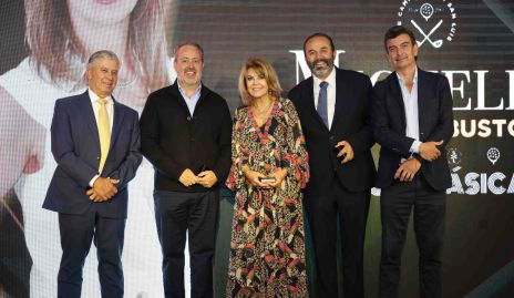  Jorge Gómez, Daniel Carreras, Michelle Mendoza, Ricardo Trujillo y Oscar Silos.