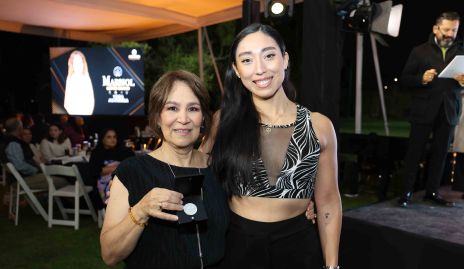  Lorena Bustos y Alejandra González.