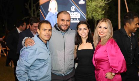  Cristofer, Daniel, Valentina y Rocío Gámez.
