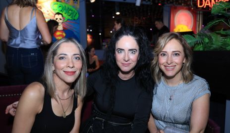  Lorena Aldrett, Gaby Herrán y Sandra Aldrett.