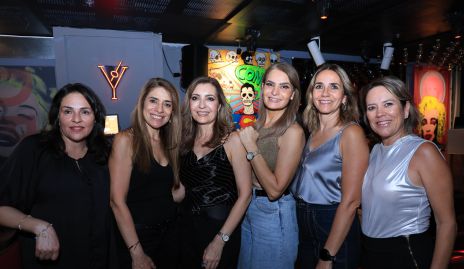  Raquel Jiménez, Marisol Ávila, Carmina Reynoso, Sandra Reynoso, Elsa Villalba y Paty Díaz.
