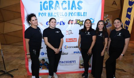  Marcela López, Diana Vázquez, Iris Uvalle, Gloria y Mónica.