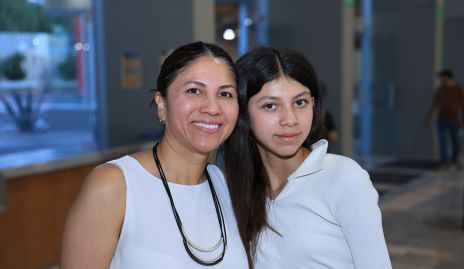  Lizet y Julieta.