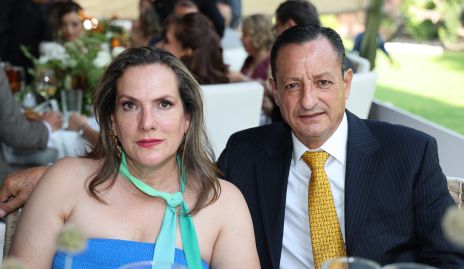  Claudia y Alejandro Díaz de León.