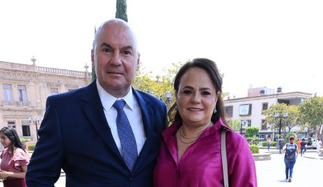  Enrique Portillo y Coco Leos.