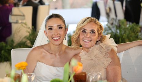  Valeria Alcalde y Silvia Aguilar.