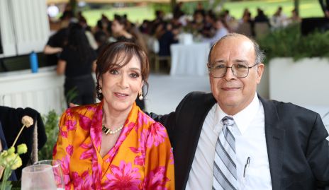  Teresita y Fernando Torres.