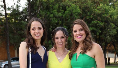   María Gameros, Montse Altamirano y Paola Arévalo.