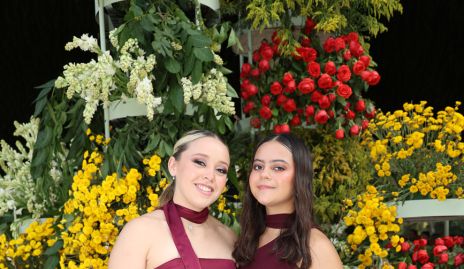  Nicole Meza y Alexa Miranda.