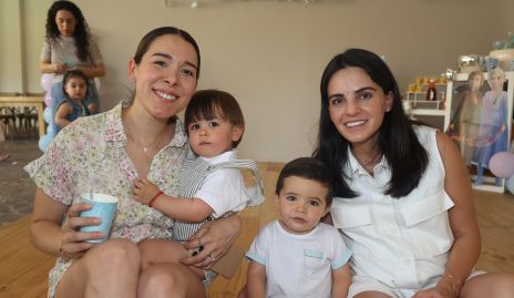 Michelle Cano, Álvaro Gómez, Mauricio Tobías y Adriana Olmos.