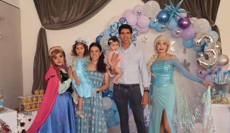  Familia Tobías Lorca con Ana y Elsa.