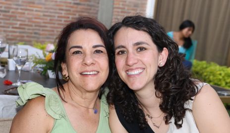  Nena Lomelí y María José Martínez.
