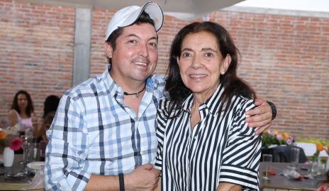  Carlos Fernández y Marcela Nava.