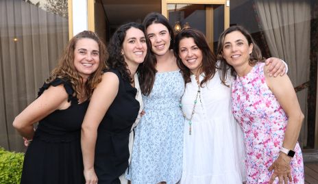  Rocío Alcalde, María José Martínez, Cristi Pizzuto, Cristina Puga y Martha Lasso de la Vega.