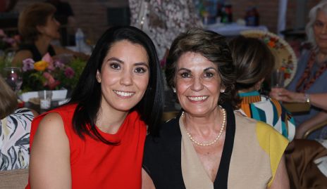  Gaby Carrillo y Tere Cifuentes.