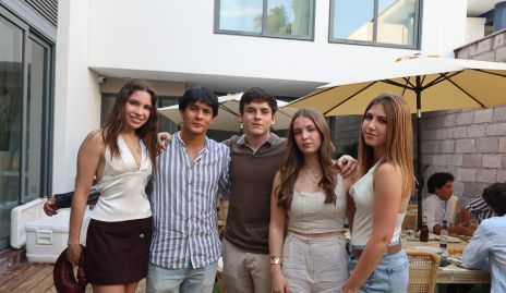  María Andrea, Franco Sánchez, Patricio Odriozola, María Foyo y Laia Dávila.