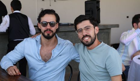  Alejandro Navarro y Miguel Correa.