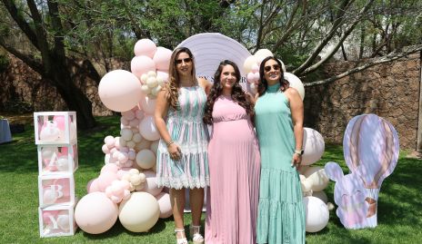  Blanca Cantú, Lorena Cantú y Blanca González.