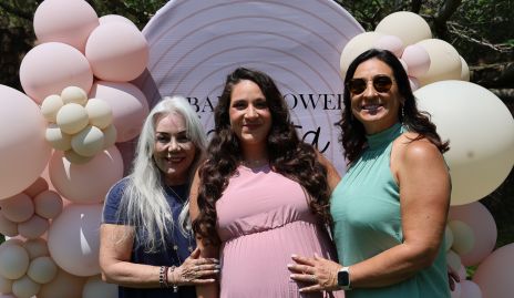  Angélica Bravo, Lorena Cantú y Blanca González.