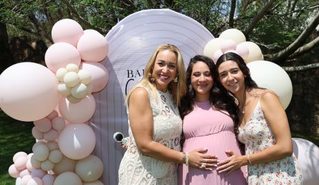  Giselle Morales, Lorena Cantú y María José Cantú.