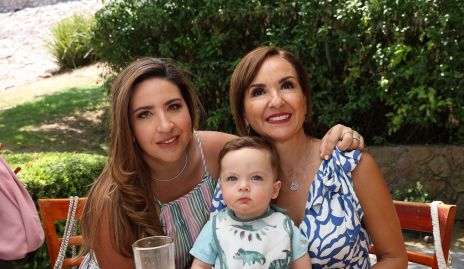  Blanca Cantú, Sandra y Federico González.