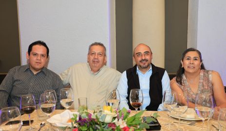  Javier, Salomón González, Gerardo Ríos y Xochitl Ronzón.
