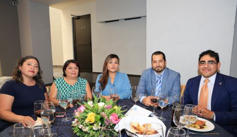  Nancy Rendón, Juan María Aguilar, Marissa Mata, Miguel Ángel y Alberto .