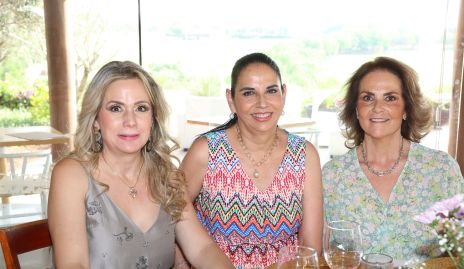  Paty Annette Ruiz, Malú de Morales y Leticia Hernández.