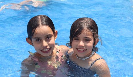  Julia y Renata.