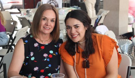  Susana Arellano y Anette Solorio.