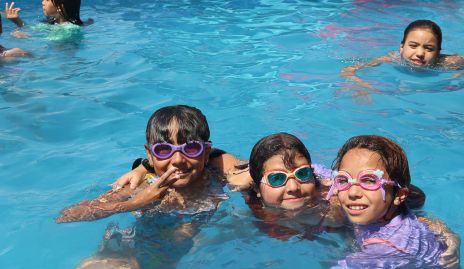 Victoria, Marijó y Valentina.