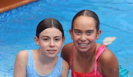  Andrea Coulon y Hanni Torres.