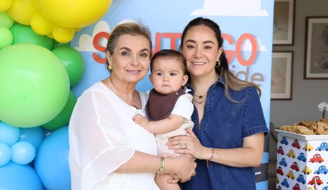  María del Carmen Pérez, Cristóbal y  María del Carmen Cordero.