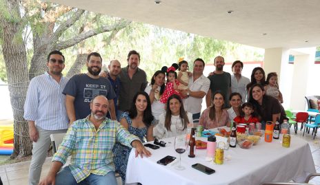  Billy Torres, Fernando Puga, Quike Puga, Marce Puga, Fer Puga, Alejandro Abud, Fernando Abud, Mariana, Dany Perez, Eugenia, Lore  Andrés y María José Barragán.