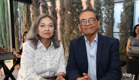  Olivia Moreno y Juan Manuel Pérez.