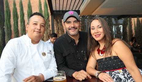  Erick Reyes, José Abel Ortiz y Laura Pedroza.