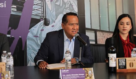  Lic. Jesús Almazán.