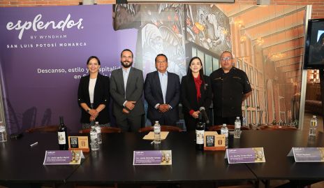  Lic. Jesús Aguilar, Lic. Jesús Almazán, Lic. Martha Torres y Chef Miguel Regalado.