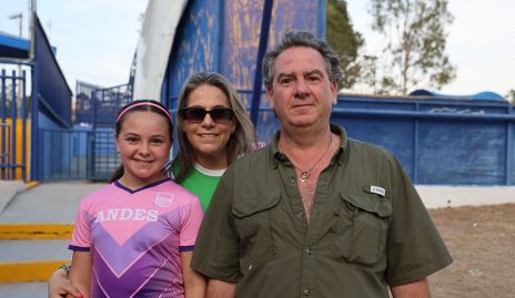  Marpia Emilia Heinze, Michelle Zarur y Emilio Heinze.