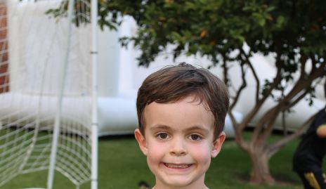  Nicolás.