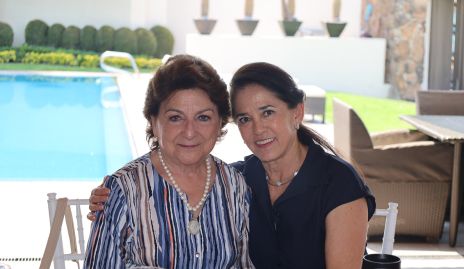  María Elena González y Lucía Rangel.